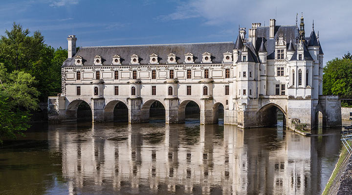«Замок п’яти королев» Шенонсо: один із найкрасивіших замків Франції