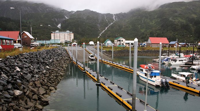Віттіер: місто в одному… багатоповерховому будинку