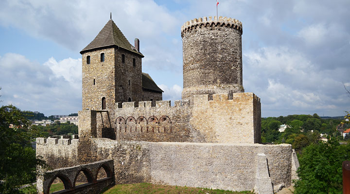 Бендзинський замок: давня фортеця, загадкова своєю похмурістю і прекрасна неповторністю