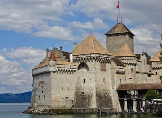 Шийонський замок: одне з найкрасивіших місць Швейцарії