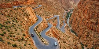 Ущелина Дадес: один з найдивовижніших та найкрасивіших каньйонів у світі