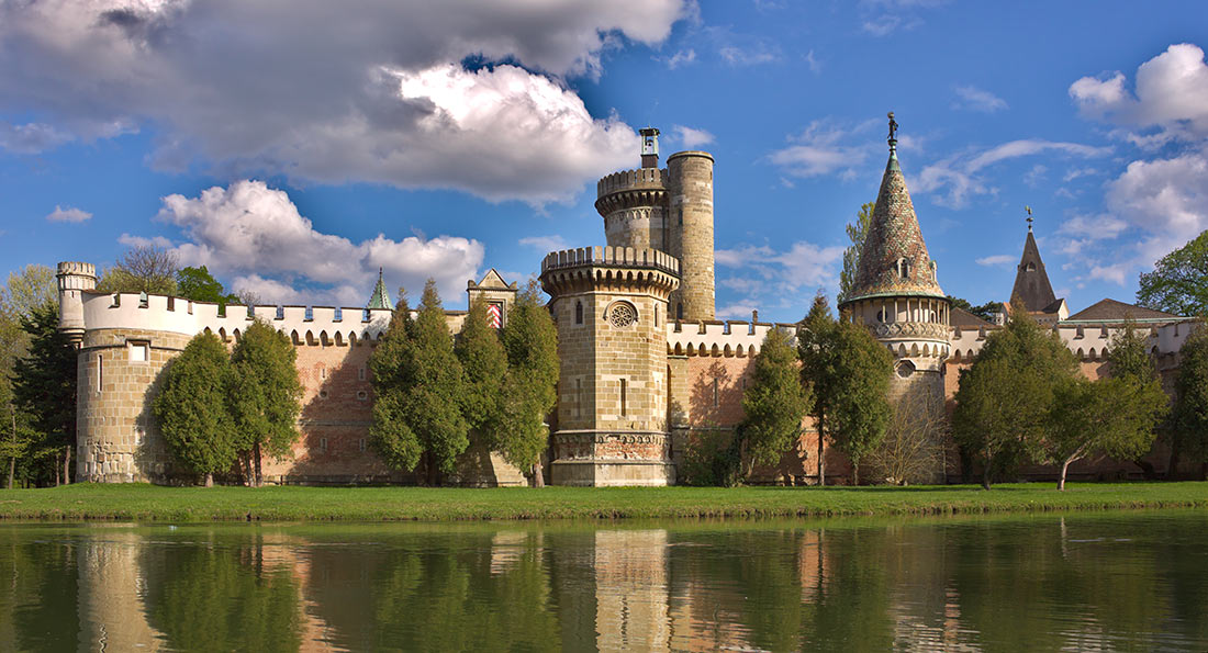 Замок Лаксенбург
