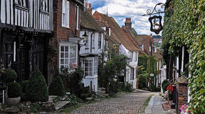 Куди поїхати з Лондону: 15 кращих ідей для подорожі одного дня