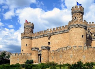 Замки Іспанії: 15 найцікавіших древніх споруд