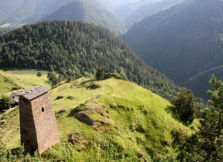 Визначні місця Грузії: що подивитись в гостинній гірській країні