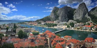 Куди поїхати зі Спліту: 9 кращих ідей для подорожі одного дня