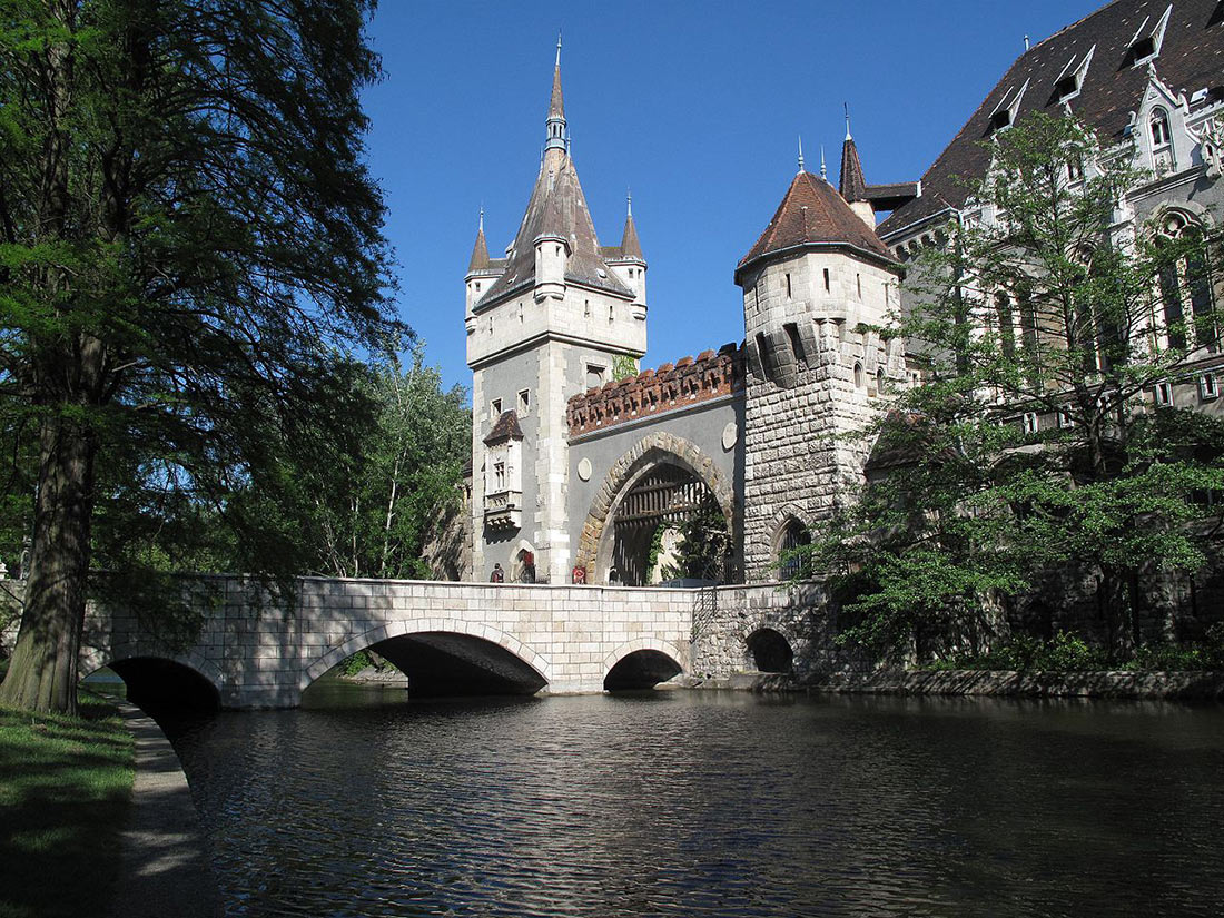 Замок Вайдагуньяд у Будапешті