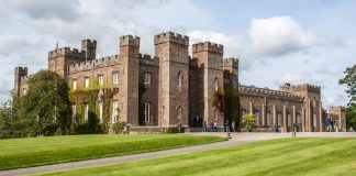 Скунський палац: один із найважливіших та найвеличніших будинків Шотландії