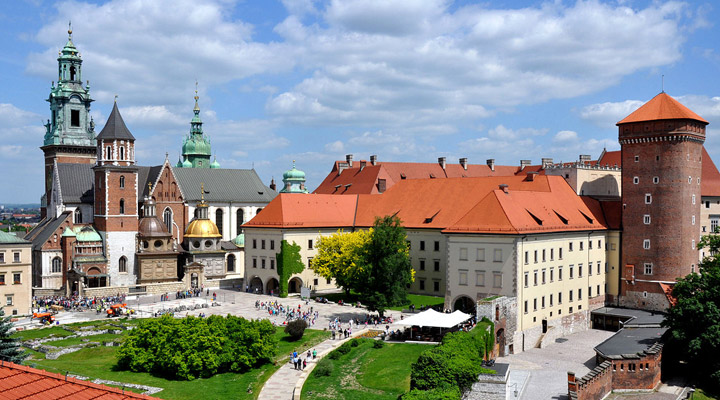 Вавельський замок: найвідоміша резиденція польських королів