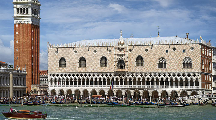 Палац Дожів у Венеції: історична резиденція Венеціанської республіки