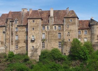 Замок Буссак: джерело натхнення великих французьких письменників