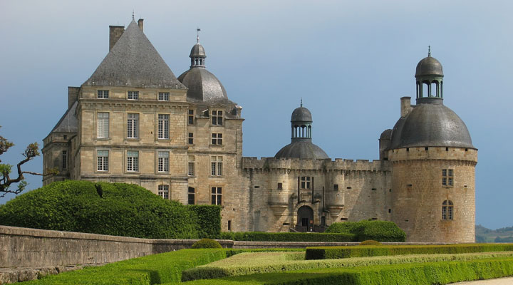 Замок Отфор: один із найпрестижніших замків на південному заході Франції