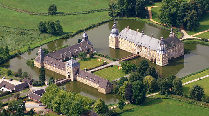 Замок Лембек: його історія нараховує вже тисячу років!