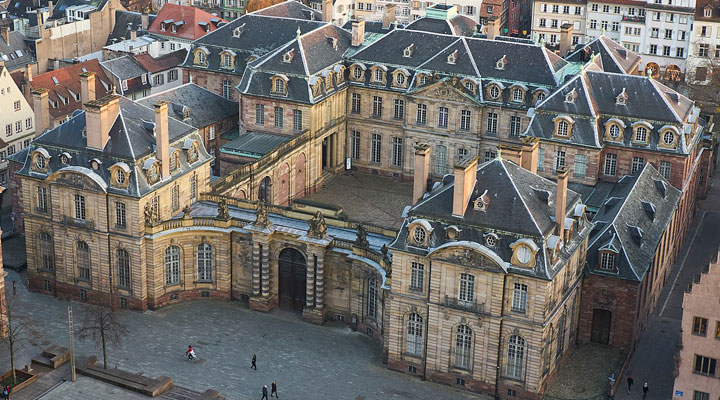 Палац Роганів – одна з головних визначних пам’яток французької архітектури 18 століття