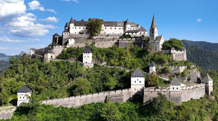 Куди поїхати з Граца: 7 кращих ідей для подорожі одного дня